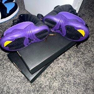 Jordan 12s